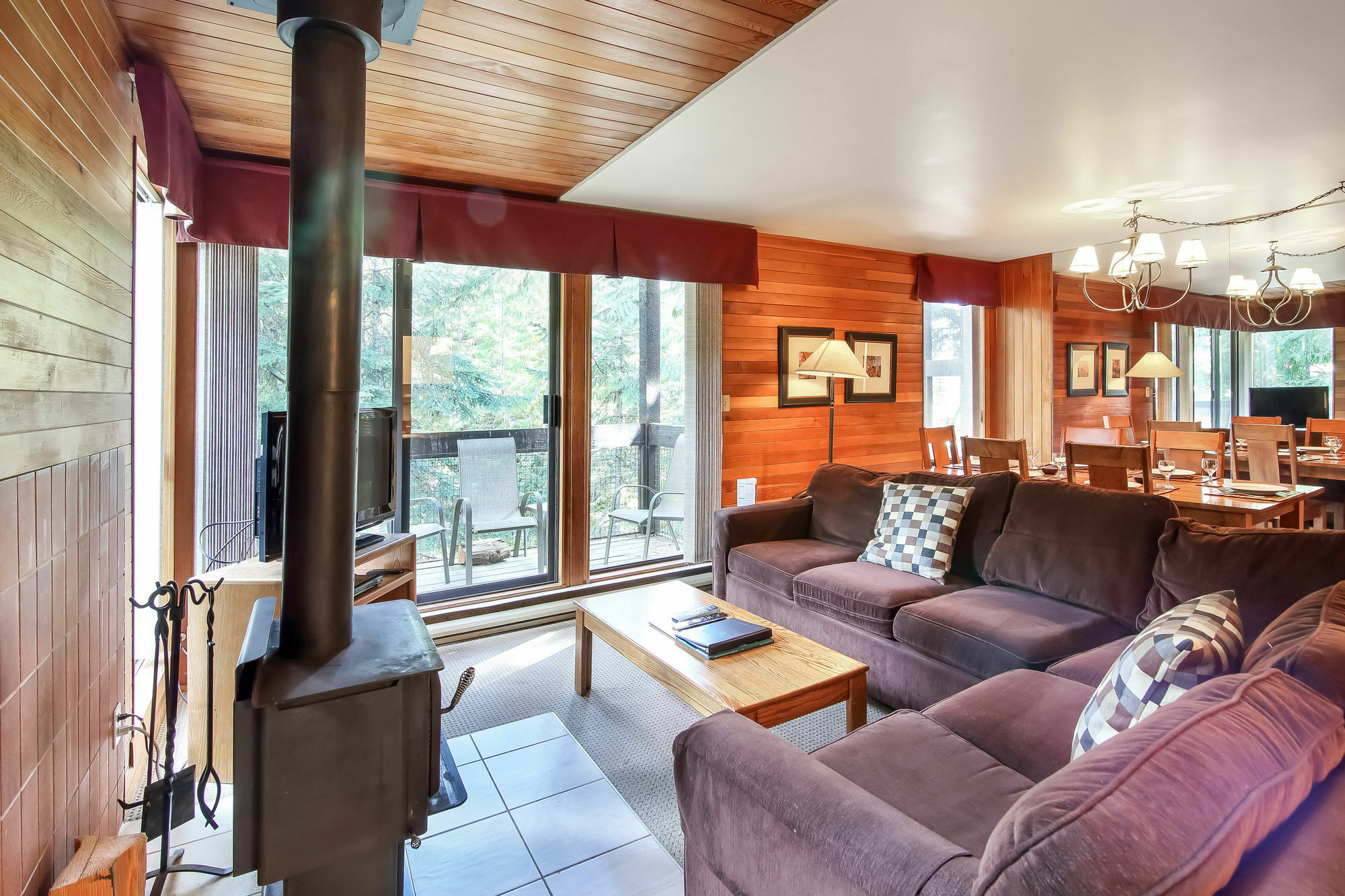 Whiski Jack Creekside Whistler Eksteriør billede